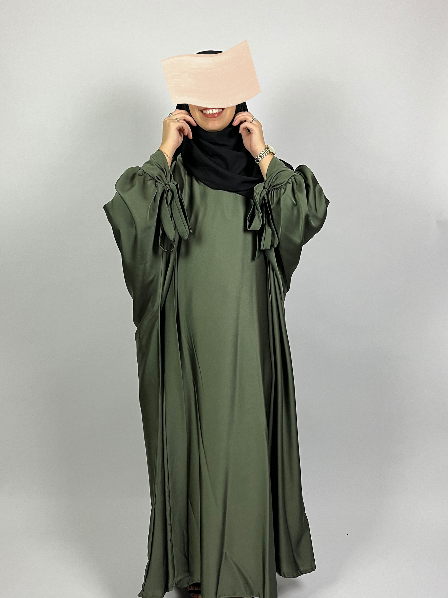 Abaya Élégante Vert Kaki - Abaya 2 Pièces Satinée - Ayattboutique