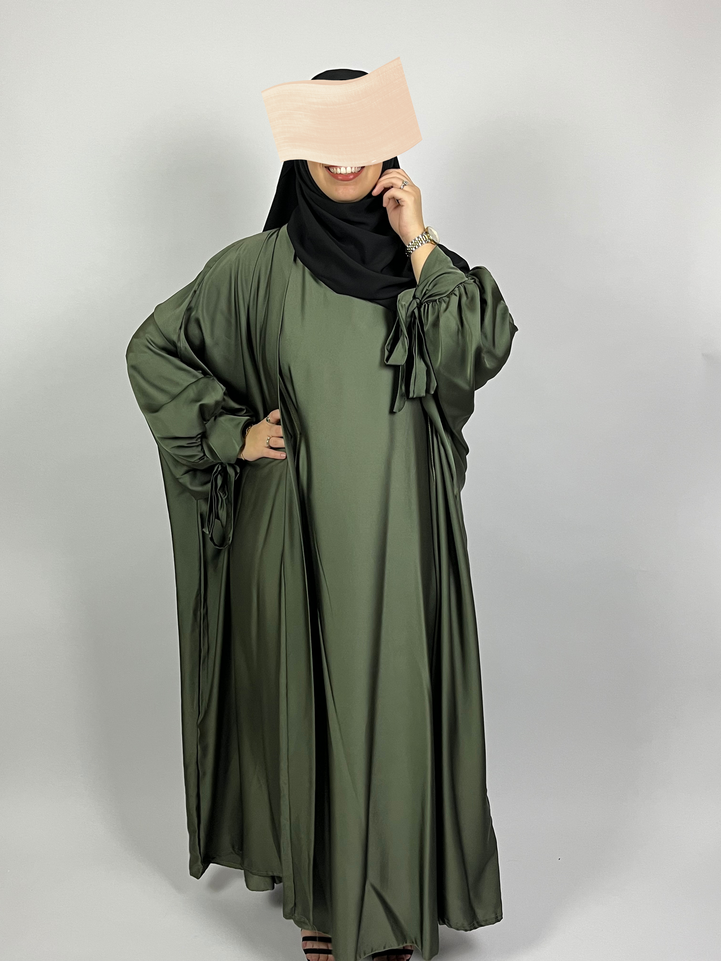 Abaya Élégante Vert Kaki - Abaya 2 Pièces Satinée - Ayattboutique