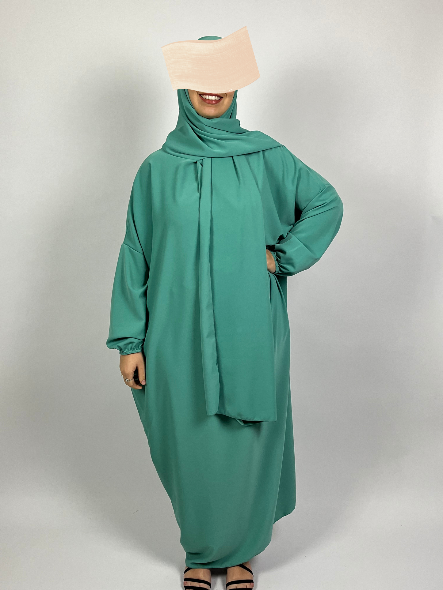 ABAYA SOIE DE MEDINE HIJAB INTEGRE BLEU TURQUOISE Ayattboutique