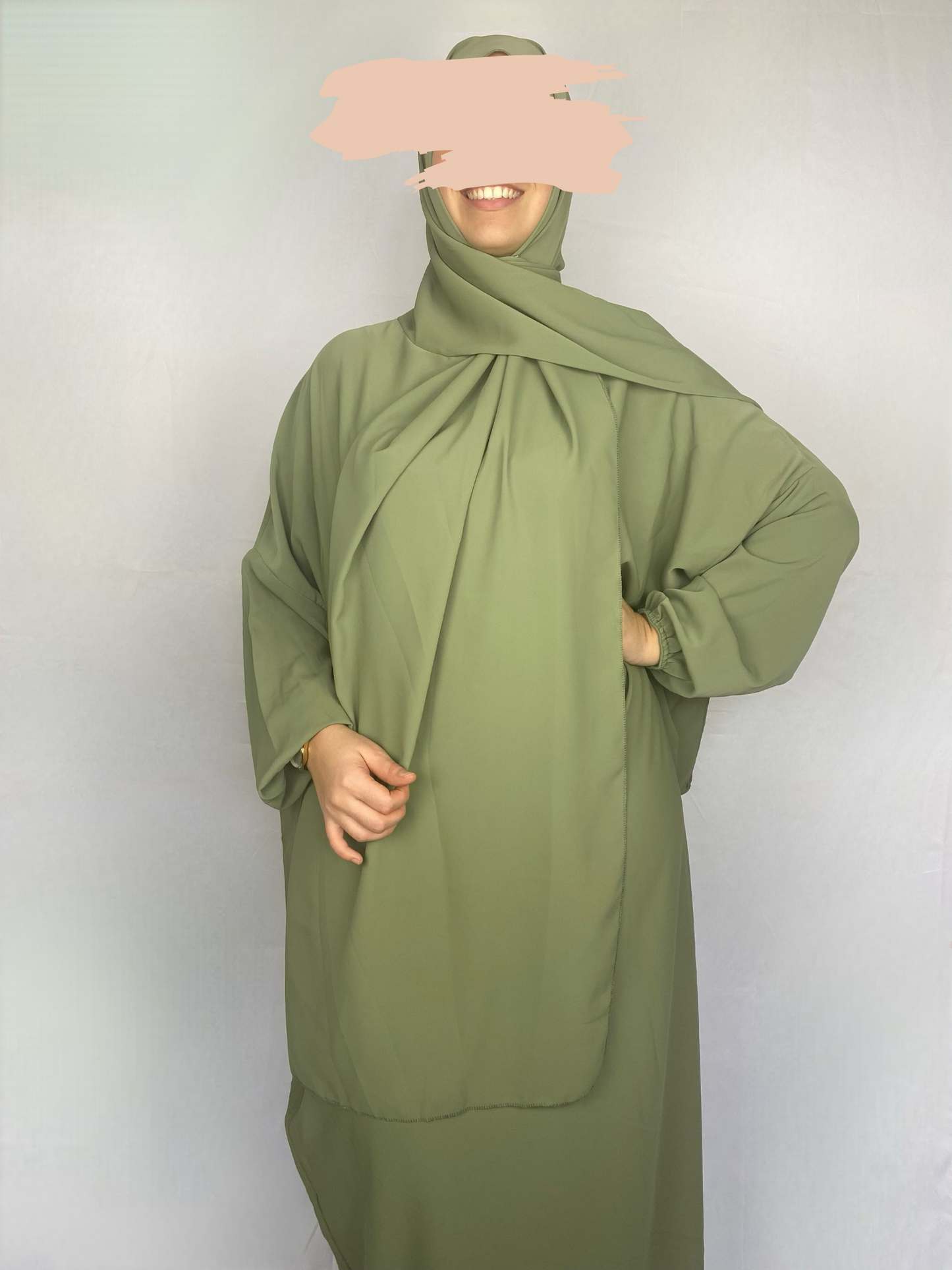 ABAYA SOIE DE MEDINE HIJAB INTEGRE VERT